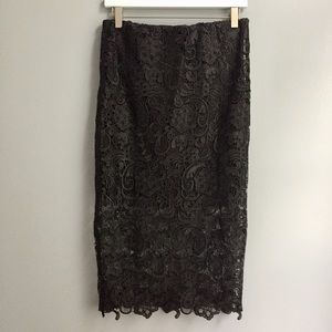 Harve Benard embroidered black midi skirt